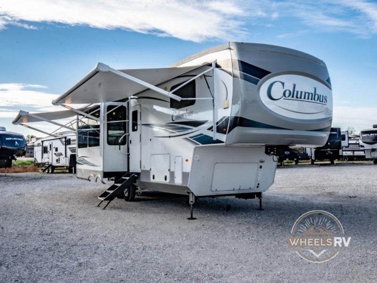 2023 Palomino Columbus