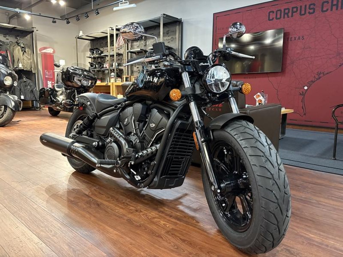 2026 Indian Motorcycle Scout Sixty Bobber Black Metallic