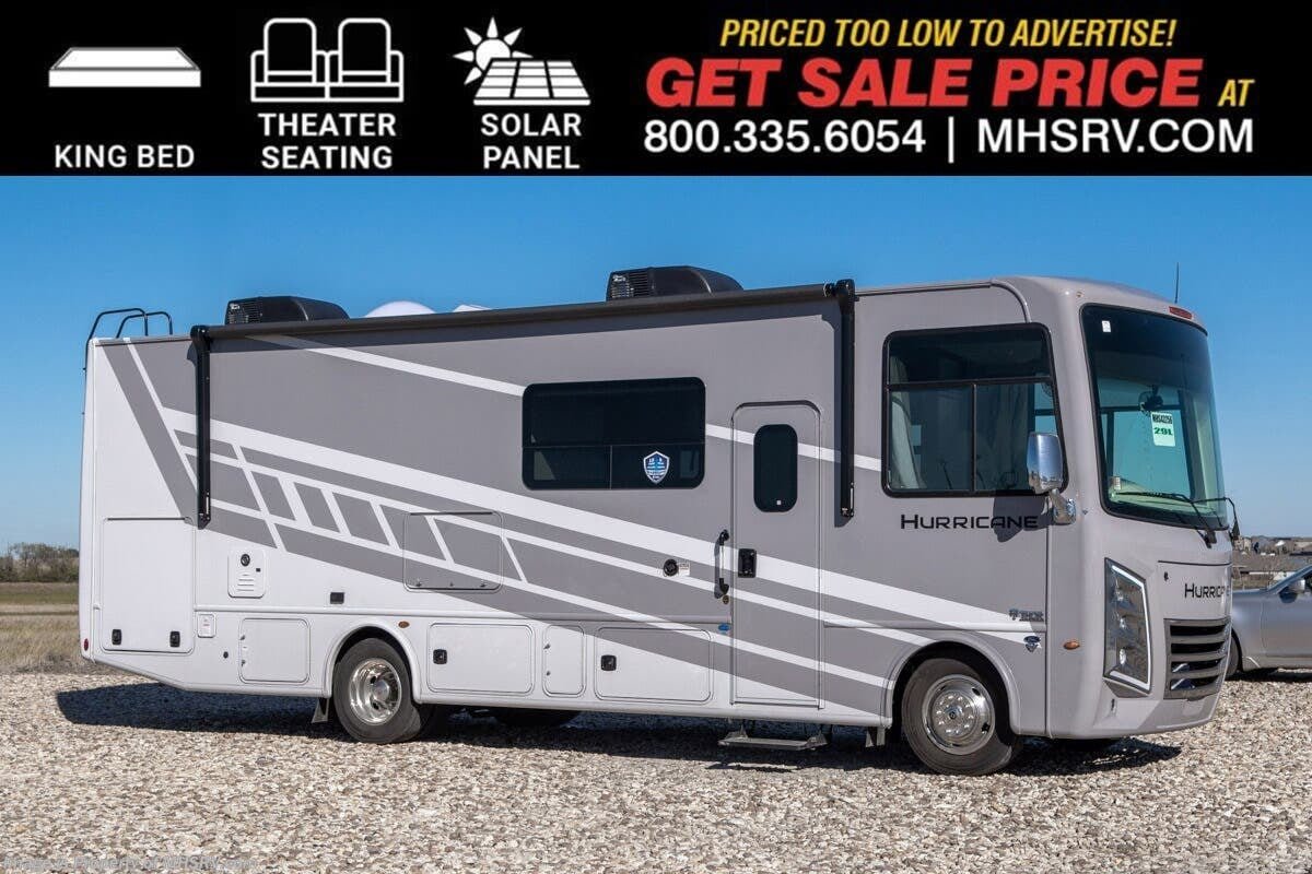 2026 Thor Motor Coach Hurricane