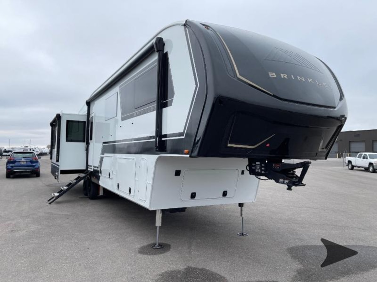 2026 Brinkley Model Z