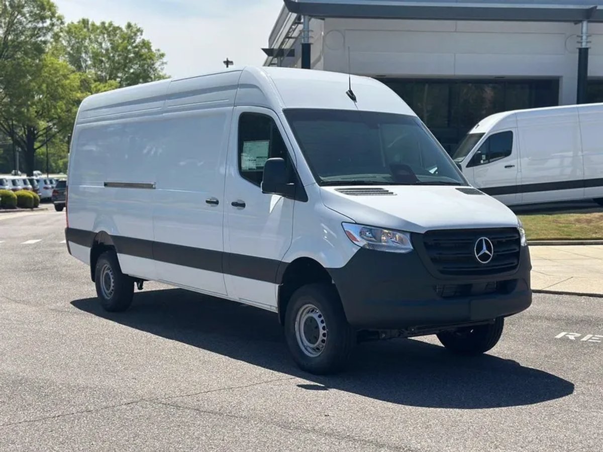 2025 Mercedes-Benz Sprinter 2500
