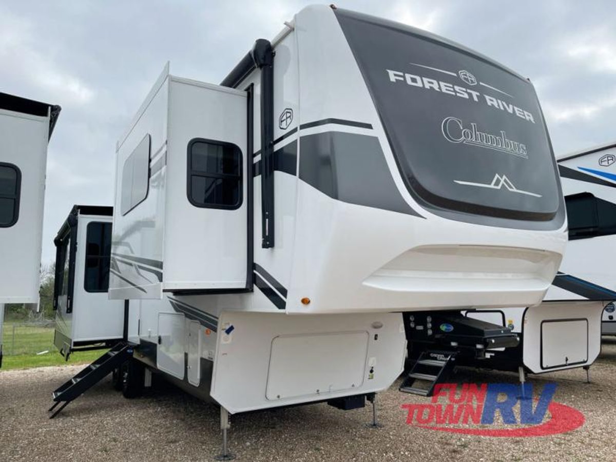2025 Palomino Columbus