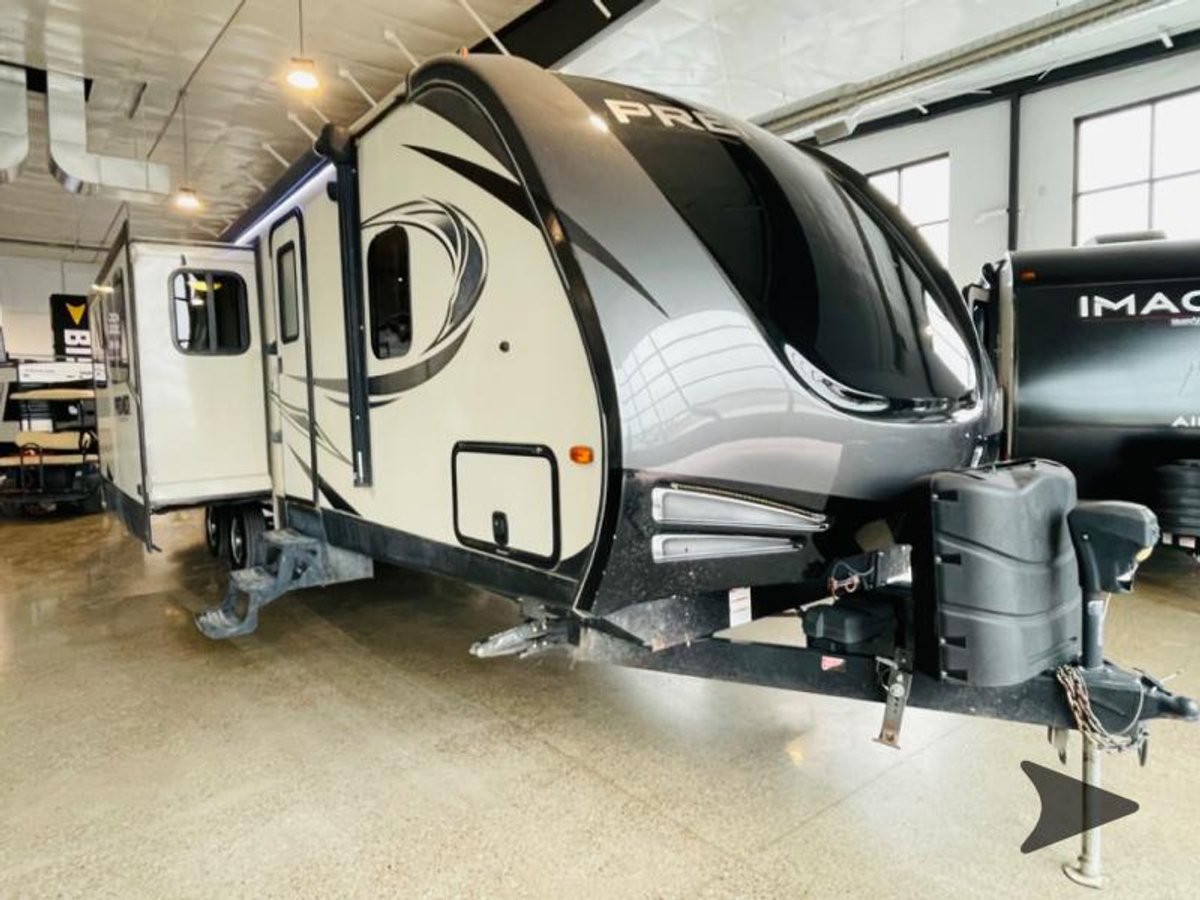 2017 Keystone RV Premier Ultra Lite