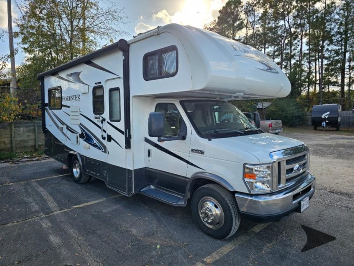 2018 Forest River RV Forester