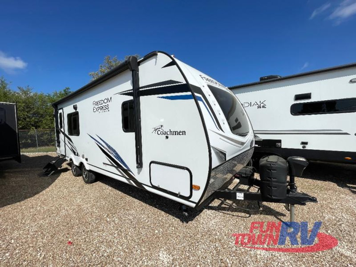 2023 Coachmen RV Freedom Express Ultra Lite