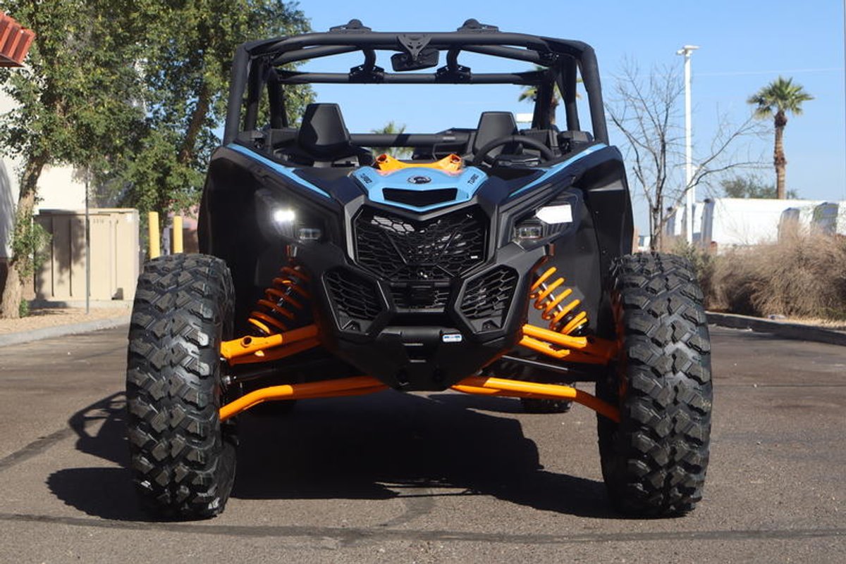 2026 Can-Am Maverick X3 MAX DS Turbo Scandi Blue & Orange Crush