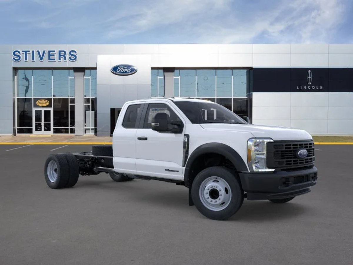 2026 Ford Chassis Cab