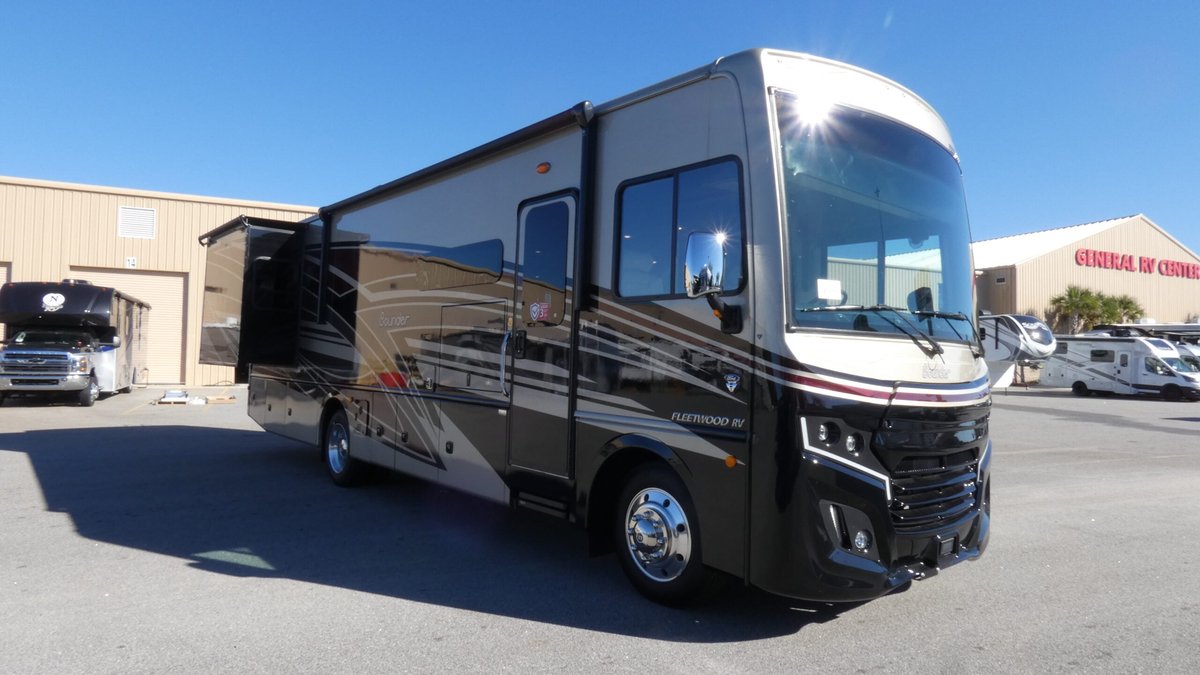 2026 Fleetwood Bounder