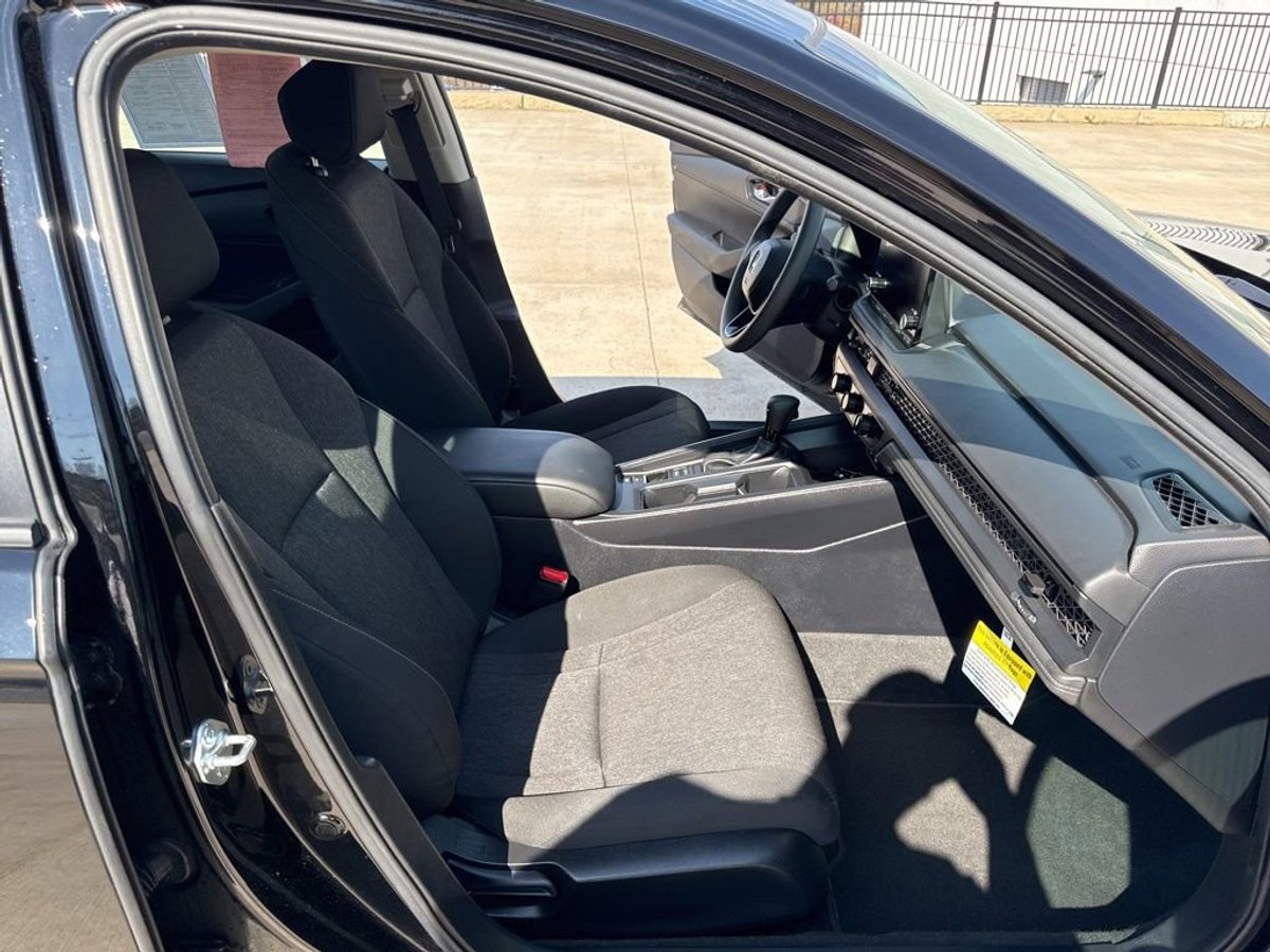 2025 Honda Accord Sedan LX CVT