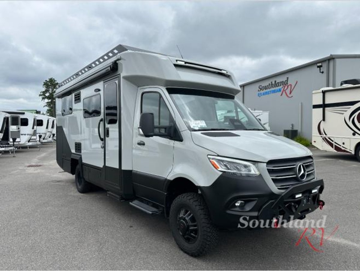 2026 Tiffin Motorhomes Open Trail