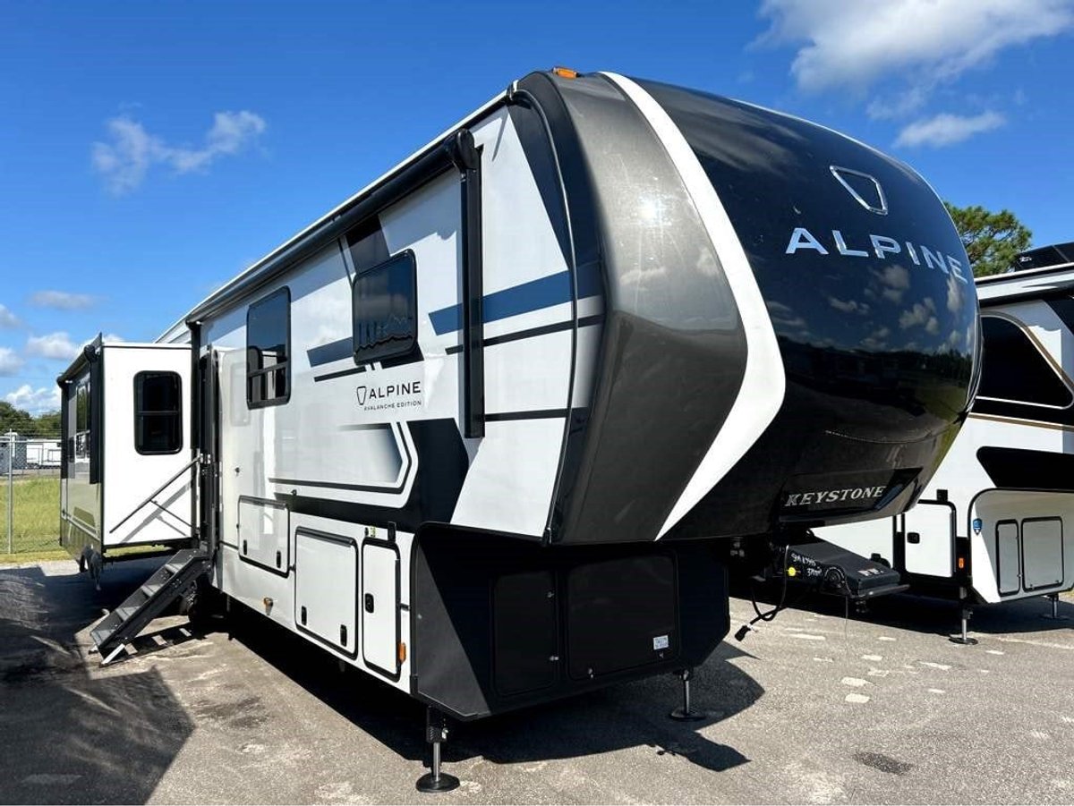 2026 Keystone Alpine Avalanche Edition
