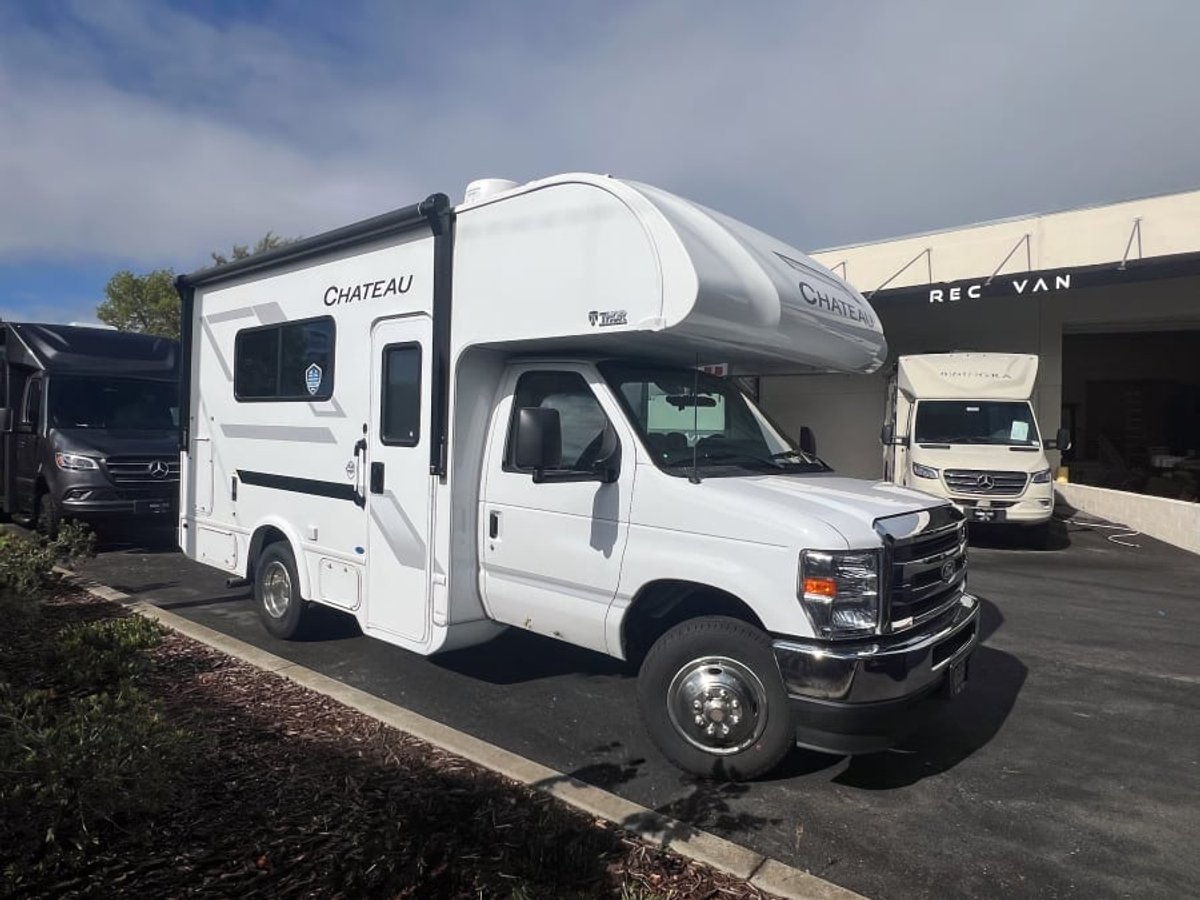 2026 Thor Motor Coach CHATEAU
