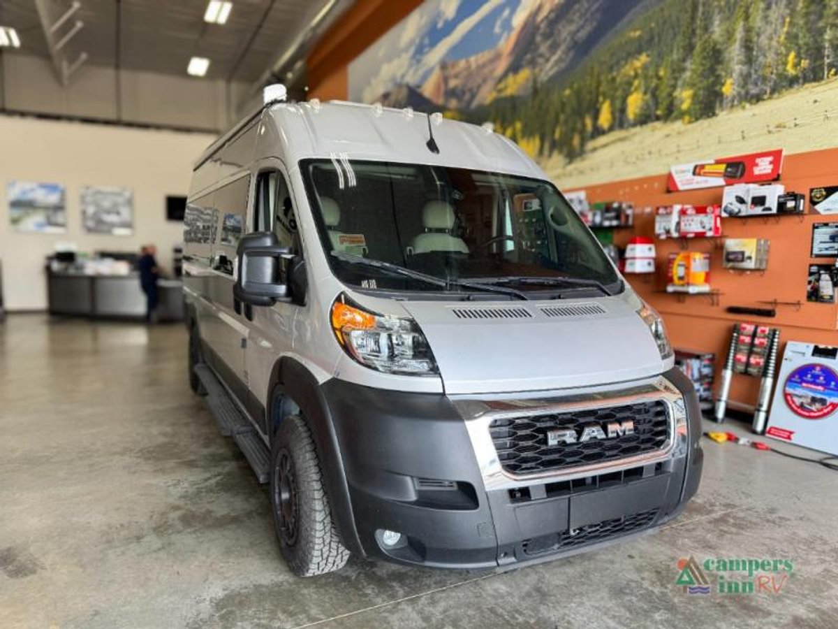 2024 Thor Motor Coach Tellaro