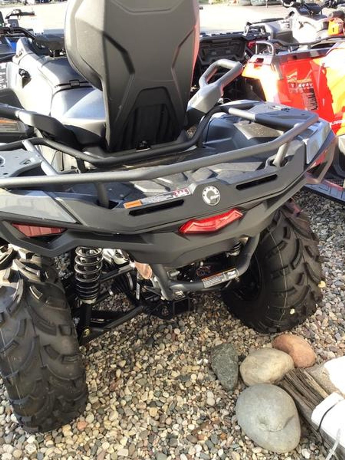 2025 Can-Am Outlander MAX DPS 700