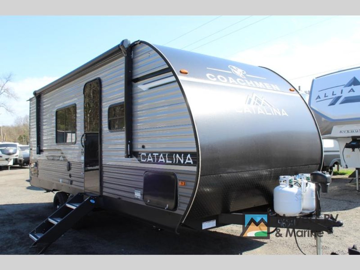 2026 Coachmen RV Catalina Summit Series 8