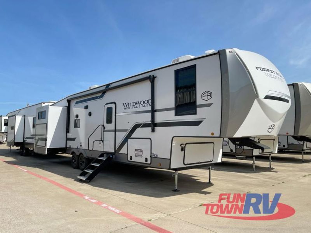 2025 Forest River RV Wildwood Heritage Glen