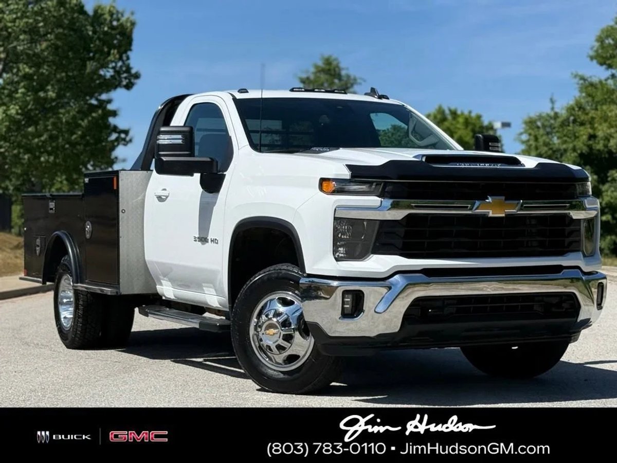 2024 Chevrolet Silverado 3500 HD Chassis Cab