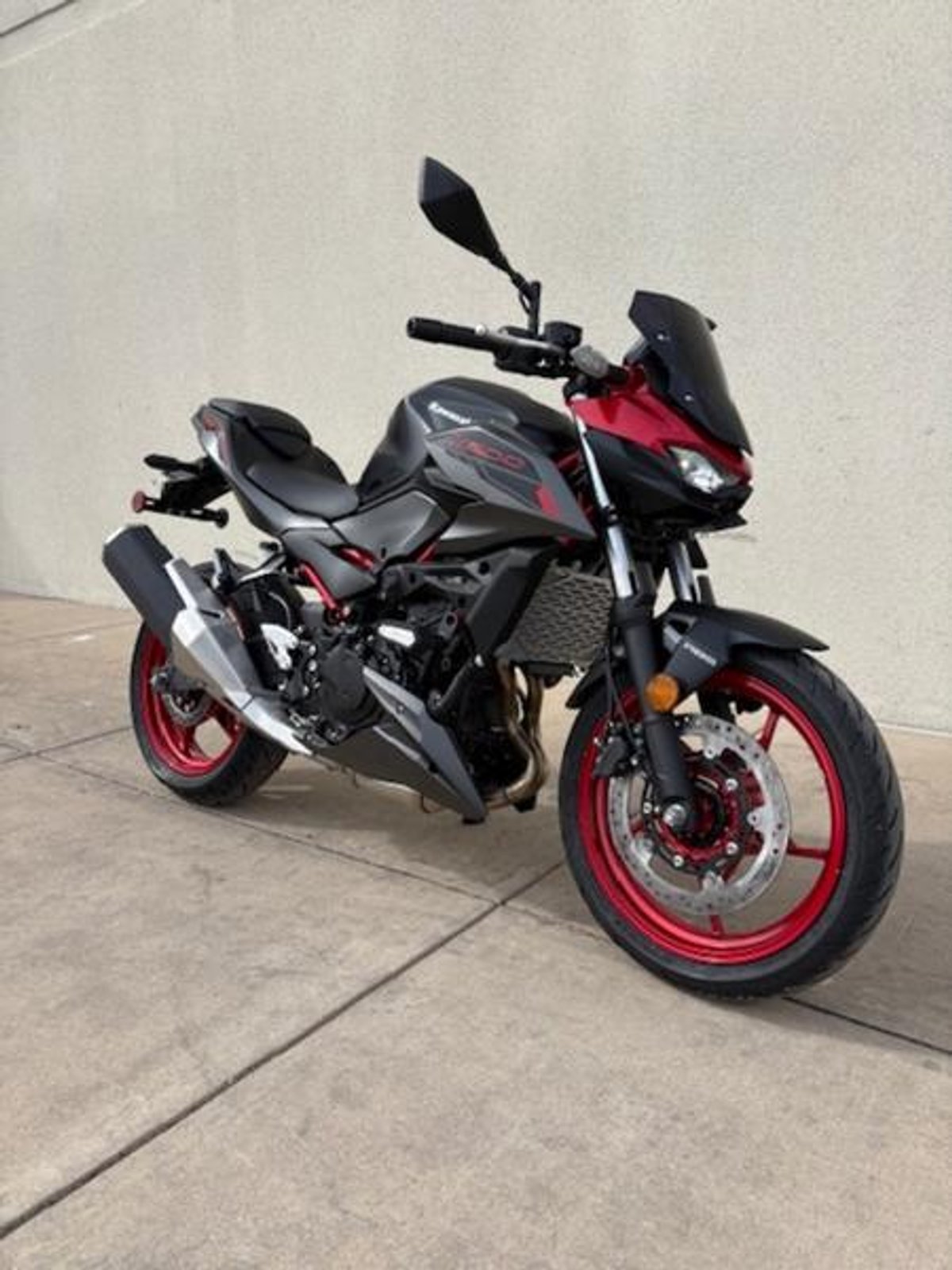 2025 Kawasaki Z500 SE ABS
