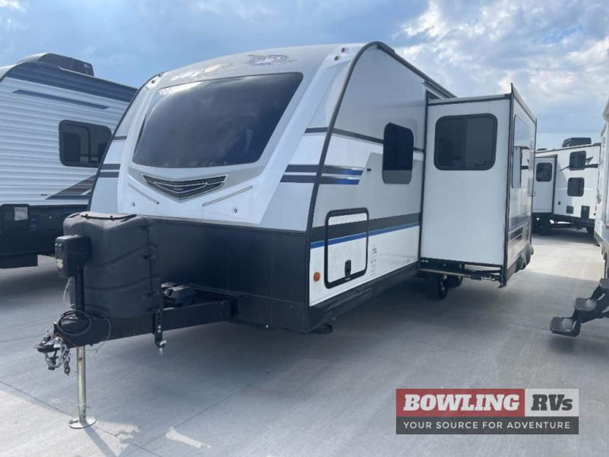 2018 White Hawk 23MRB