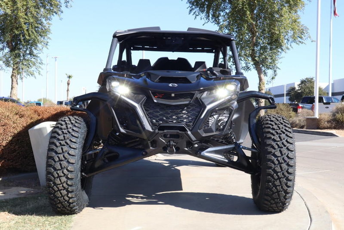 2026 Can-Am Maverick R Max X RS With Smart-Shox