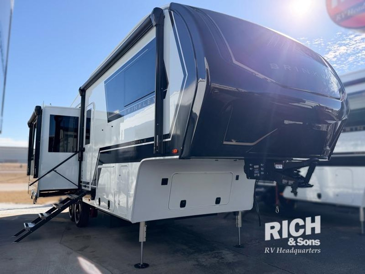 2026 Brinkley Model Z