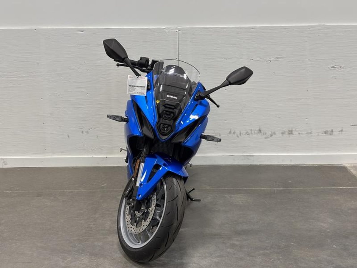 2025 Suzuki GSX-8R