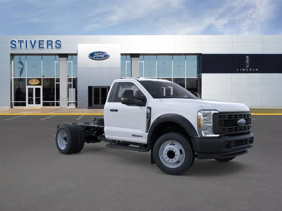2026 Ford Chassis Cab