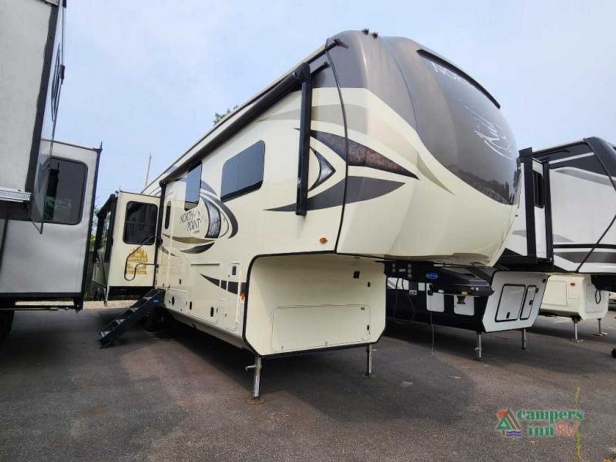 2020 Jayco North Point