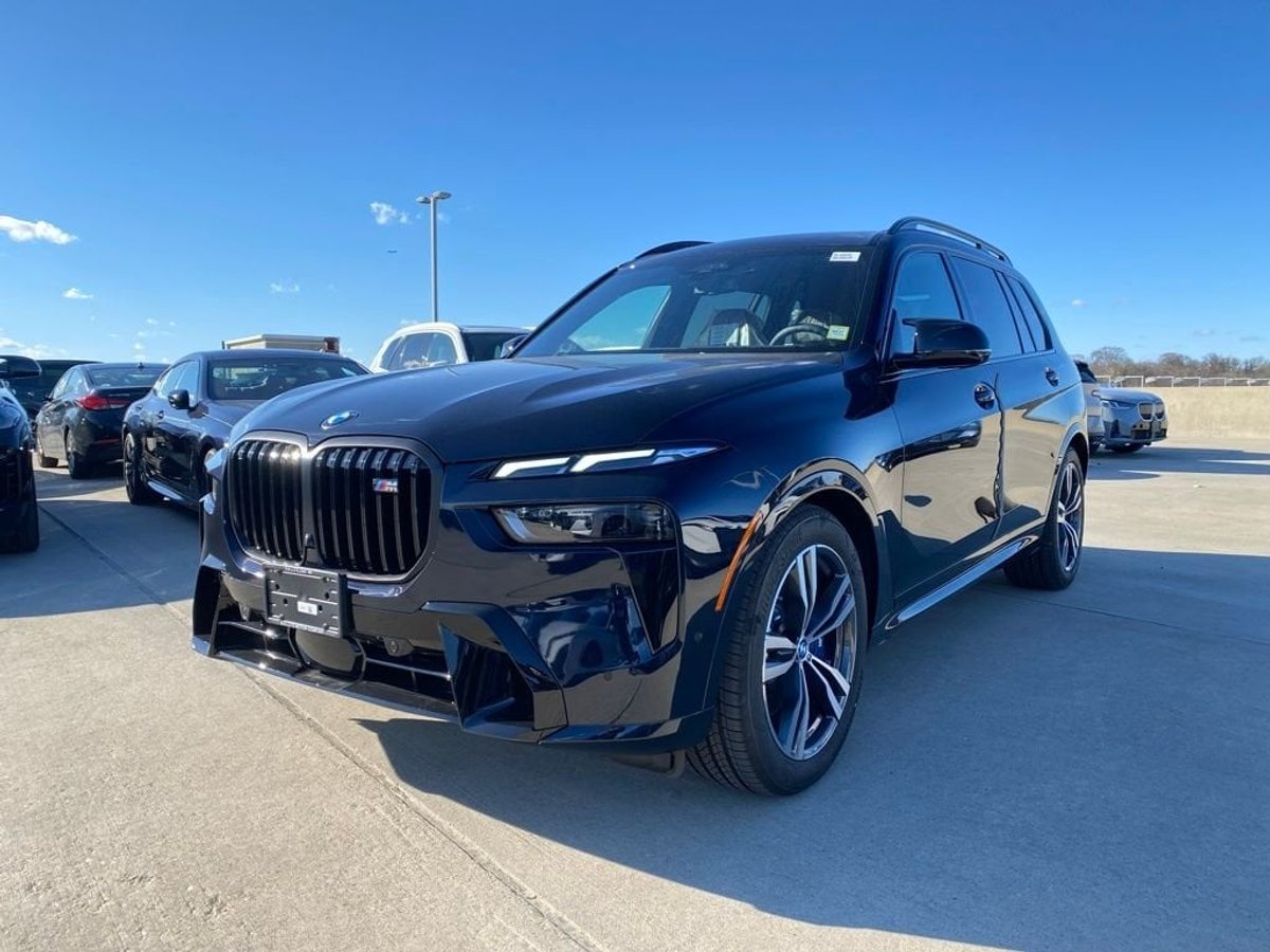 2026 BMW X7