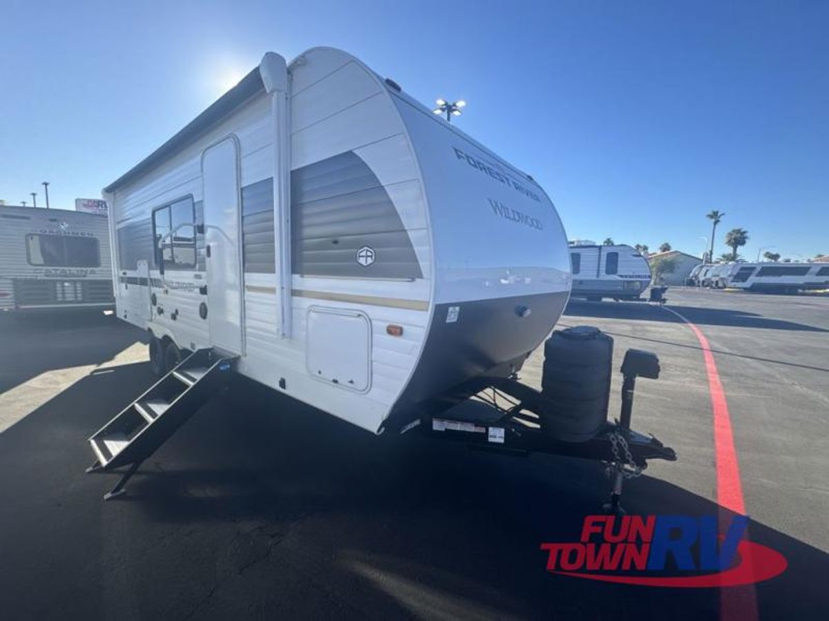 2025 Forest River RV Wildwood