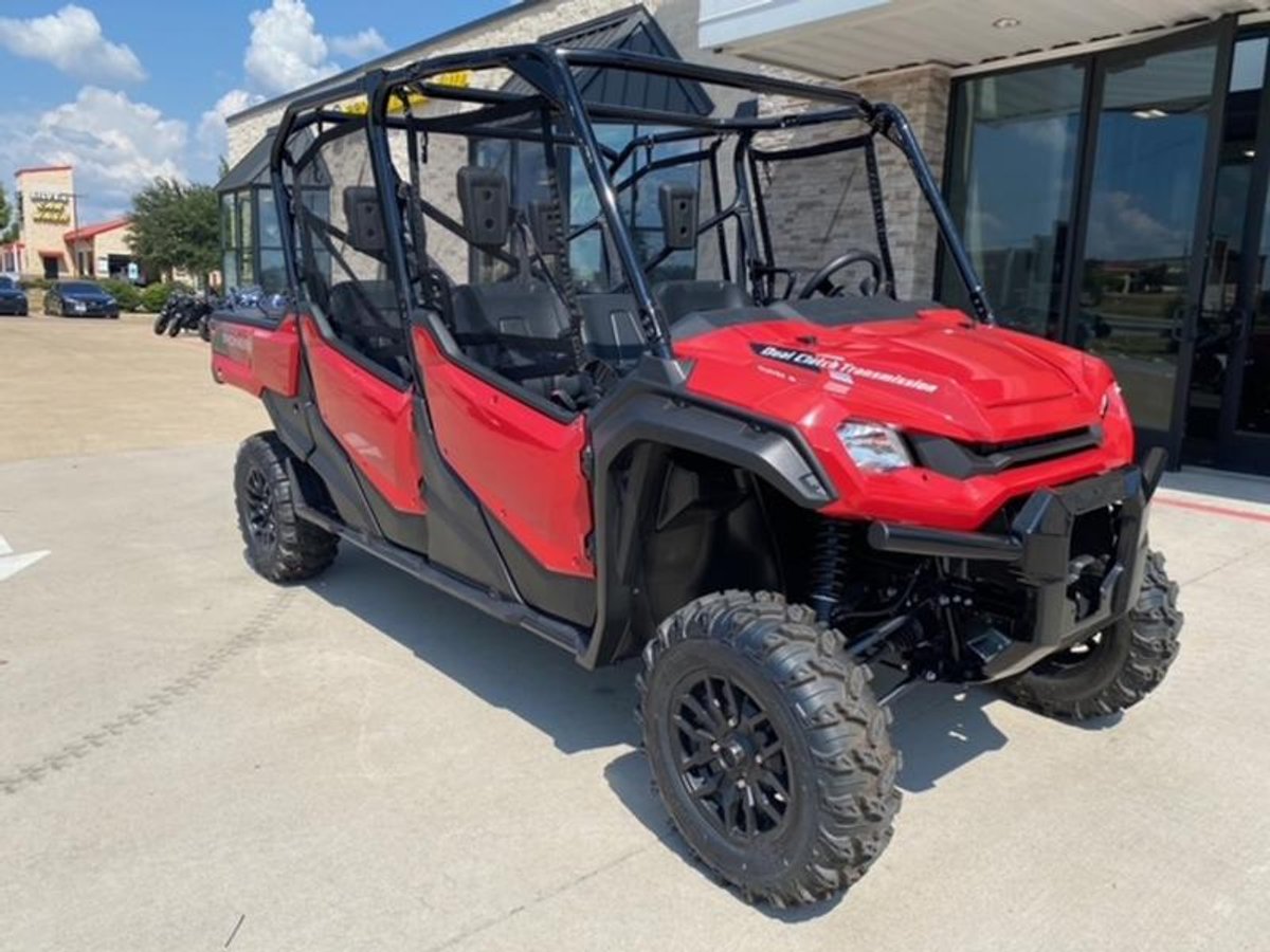 2025 Honda PIONEER 1000-6 DLX CREW DELUXE