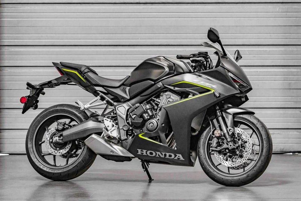2026 Honda CBR650R E-Clutch