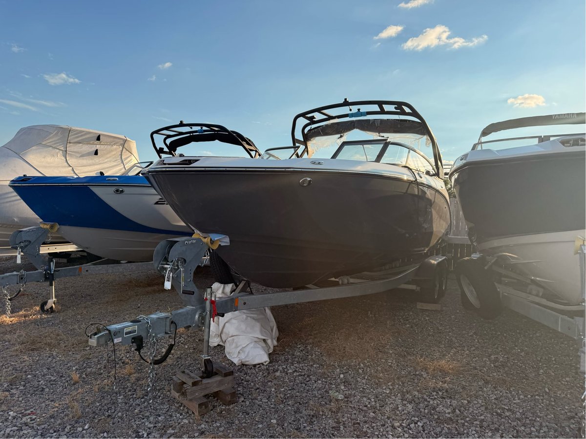 2025 Yamaha 252XE