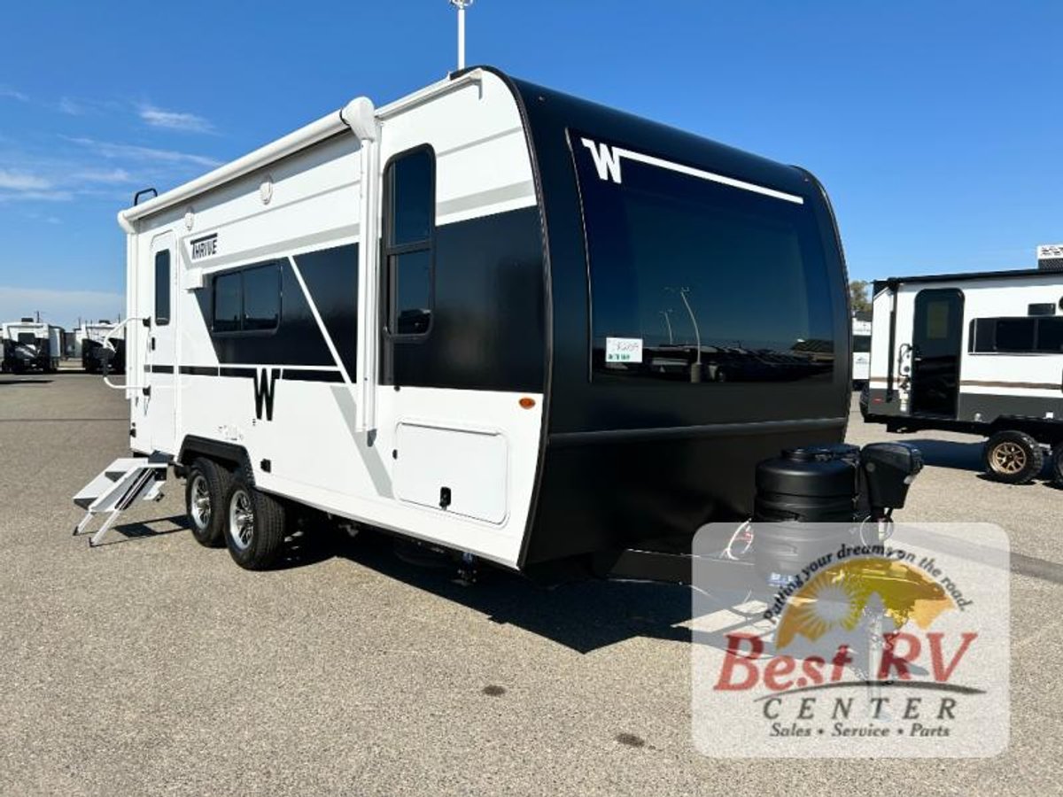 2026 Winnebago Thrive