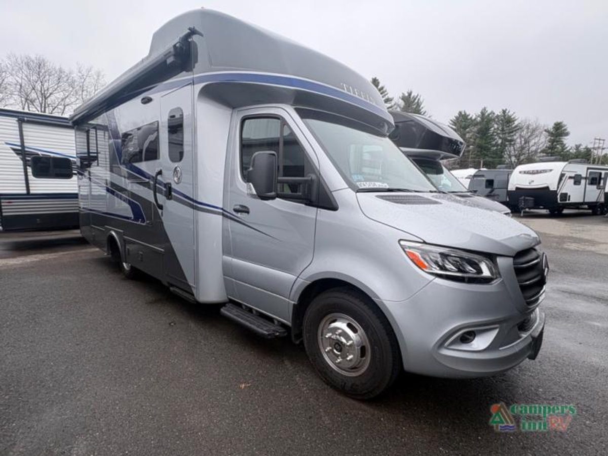 2025 Tiffin Motorhomes Wayfarer