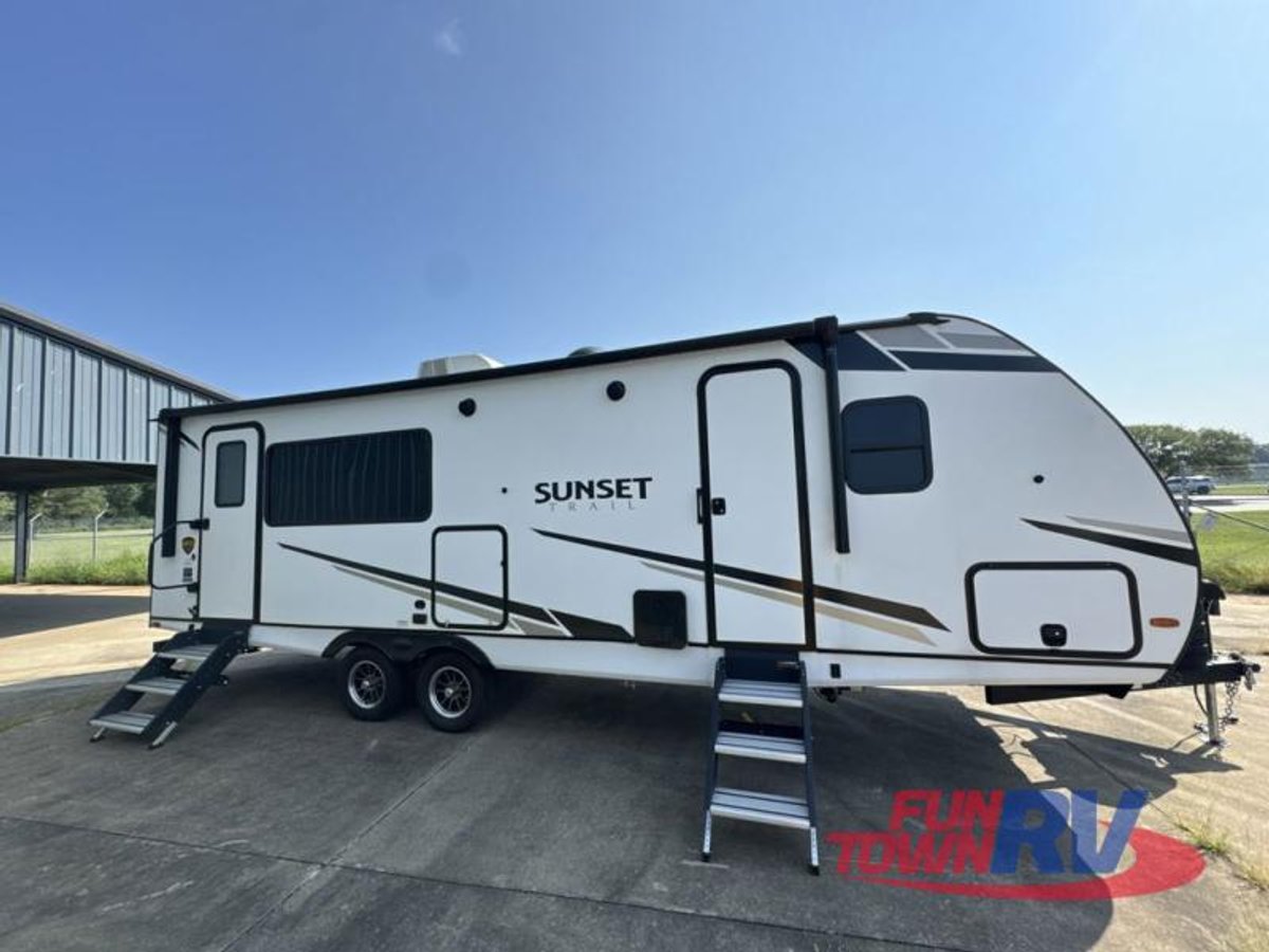 2024 CrossRoads RV Sunset Trail