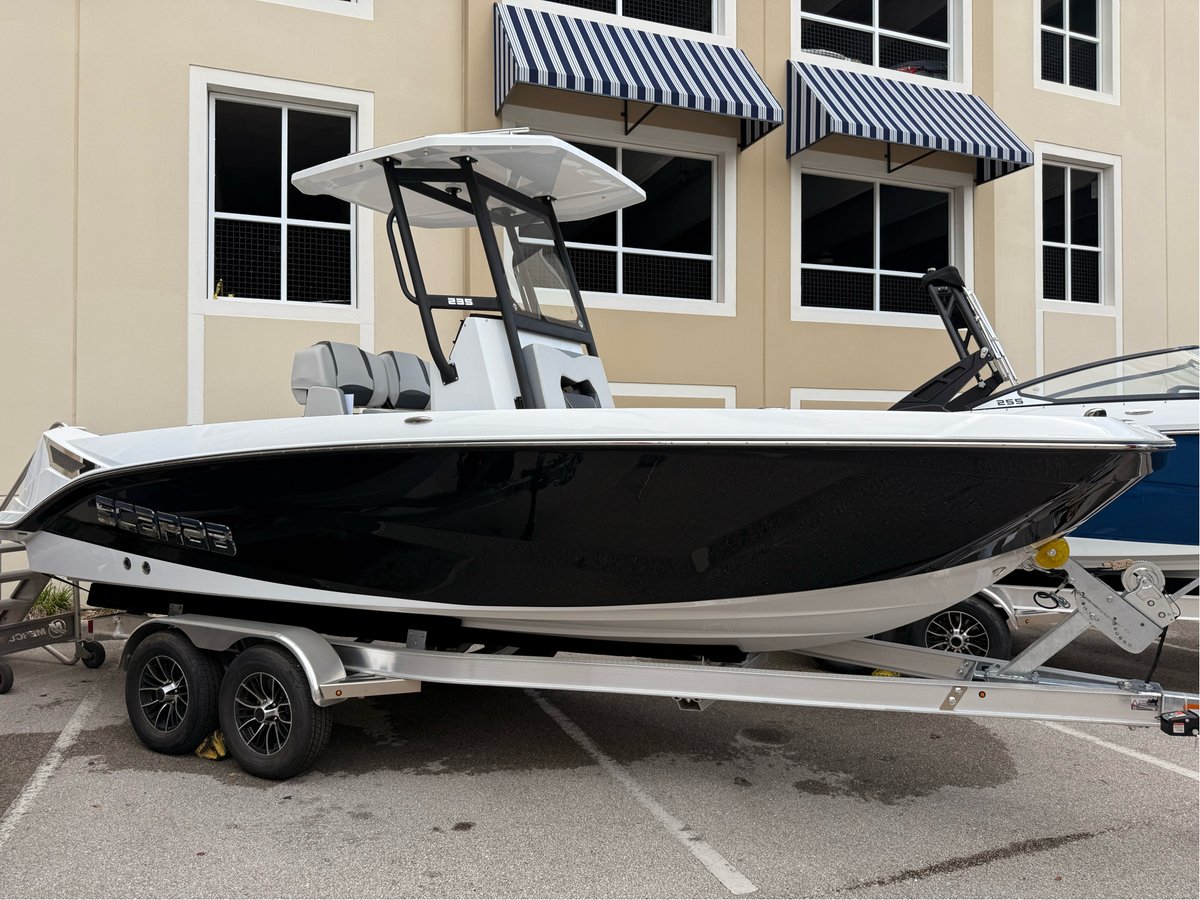 2025 Scarab 235 Open SE
