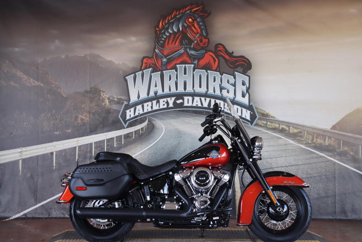 2025 Harley-Davidson FLHC - Heritage Classic