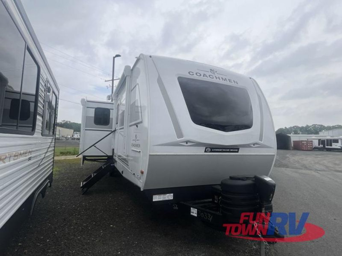 2025 Coachmen RV Freedom Express Ultra Lite