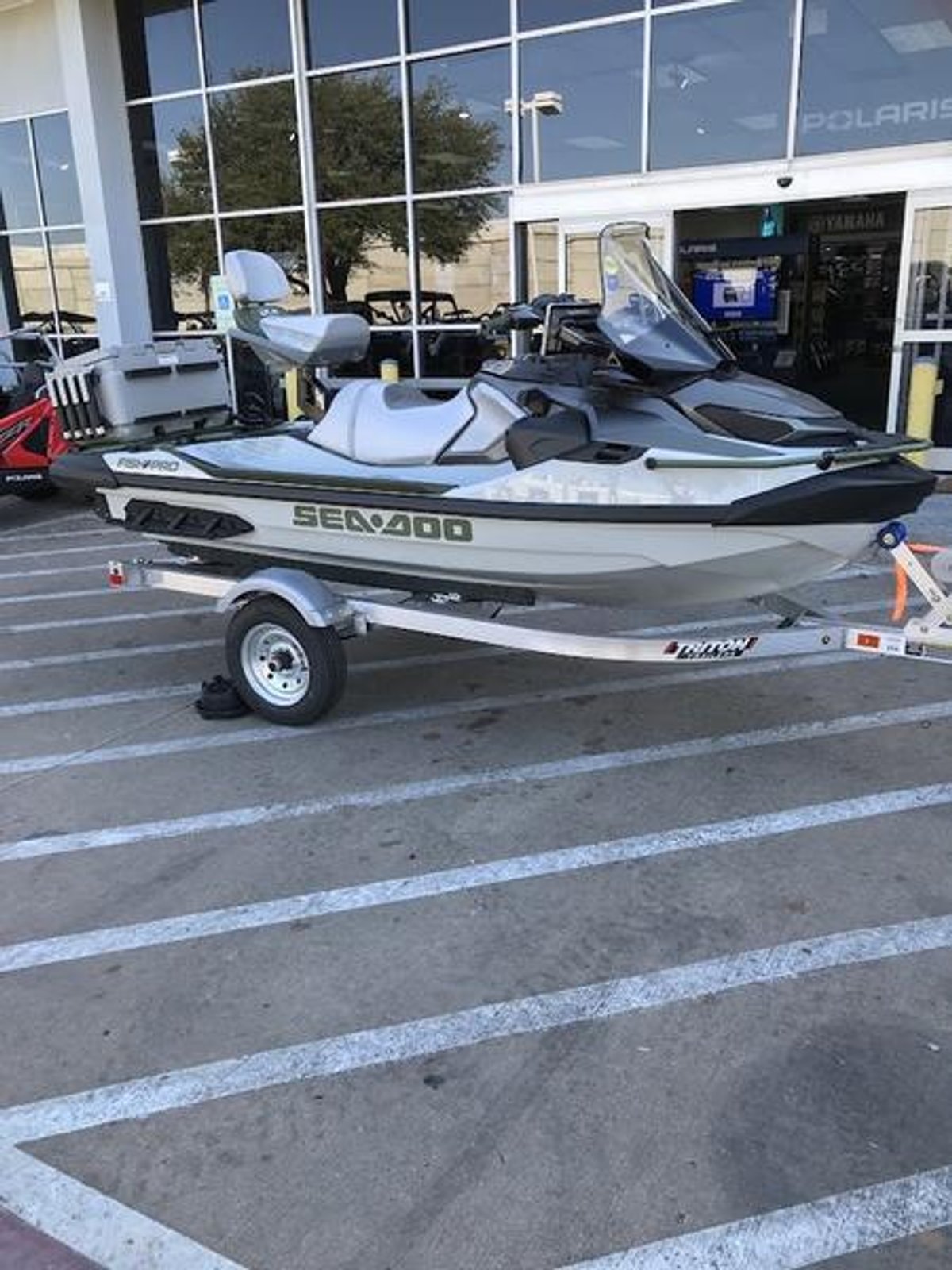 2025 Sea-Doo FishPro Apex 300