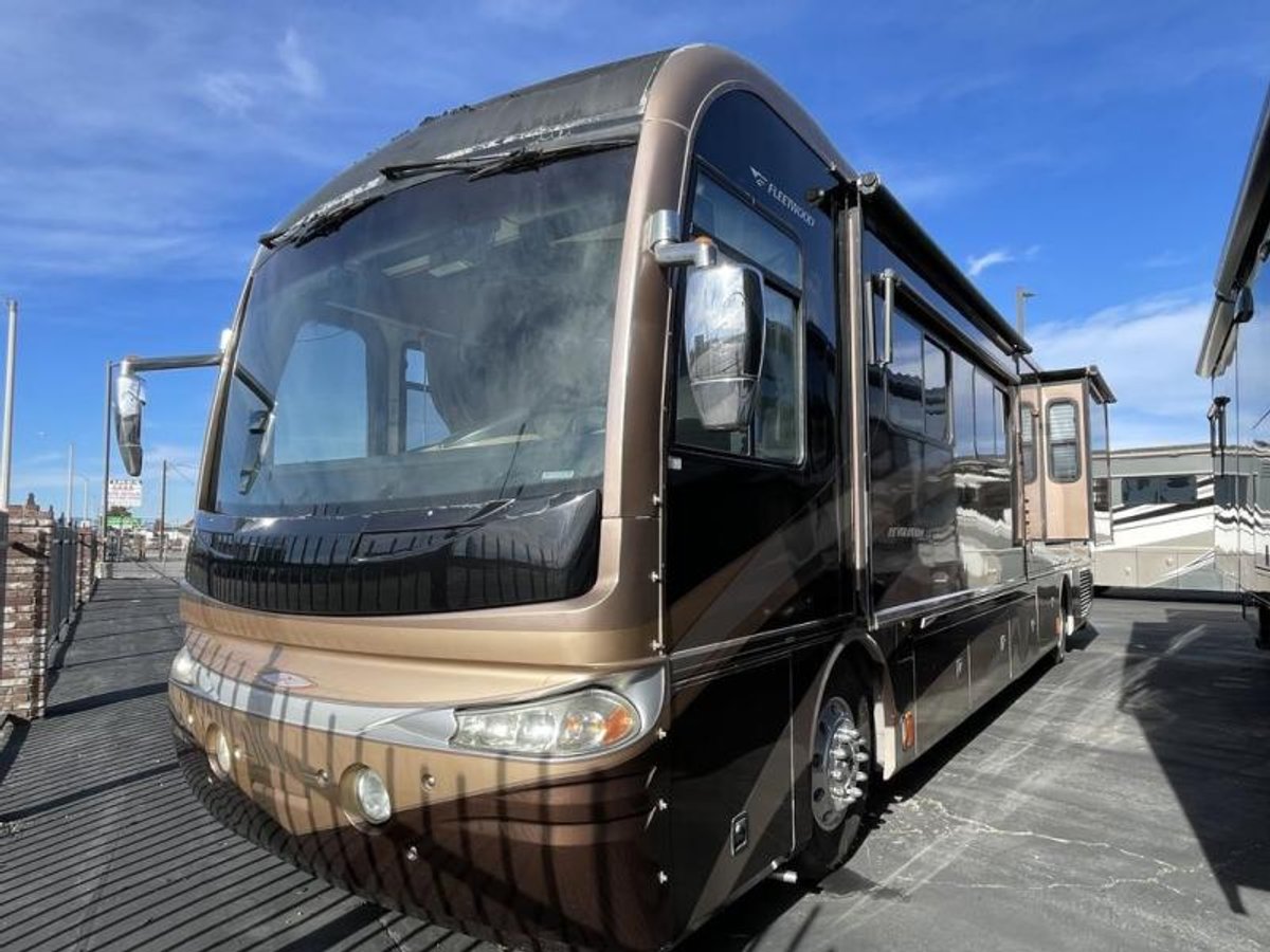 2006 Fleetwood RV Fleetwood Revolution
