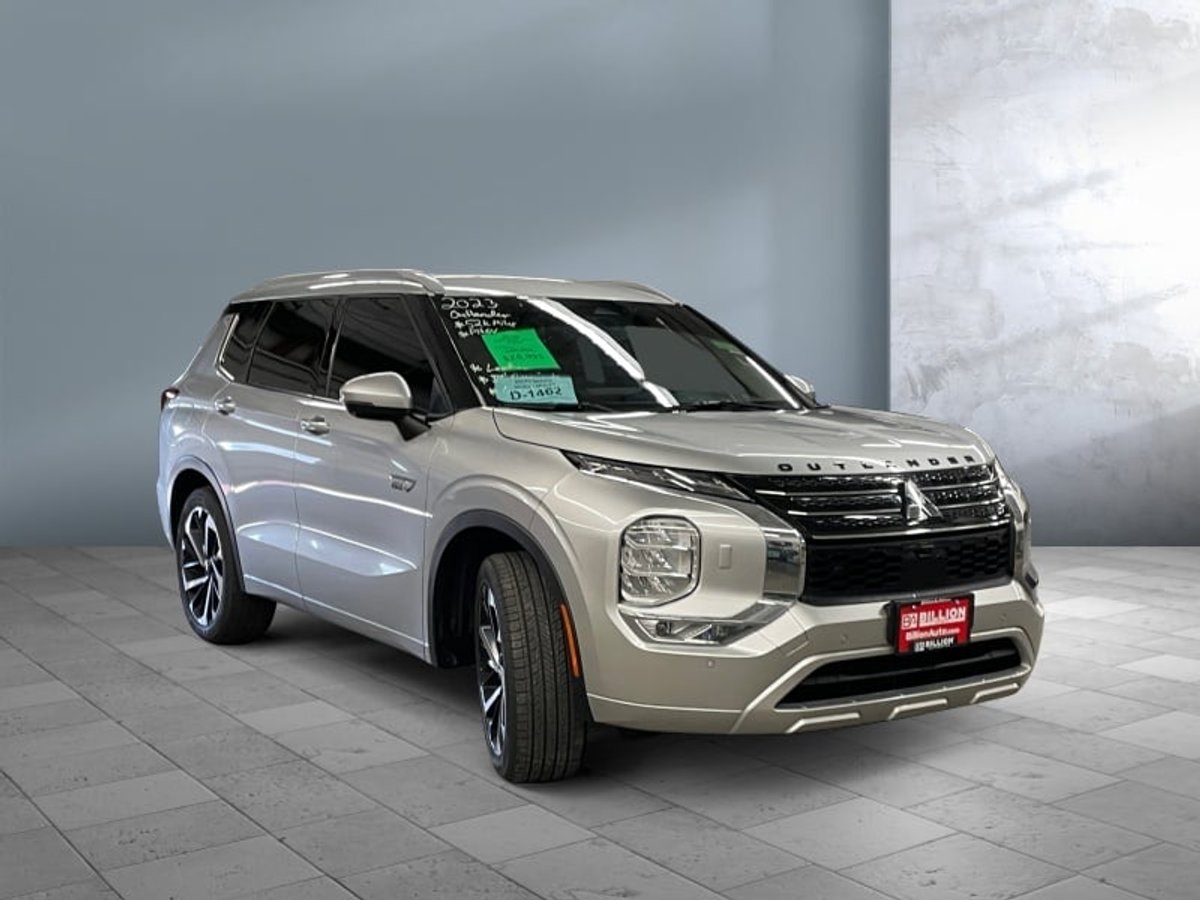 2023 Mitsubishi Outlander PHEV