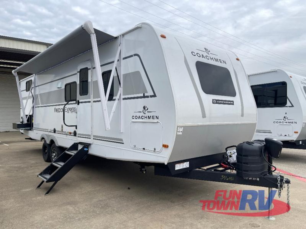 2026 Coachmen RV Freedom Express Select