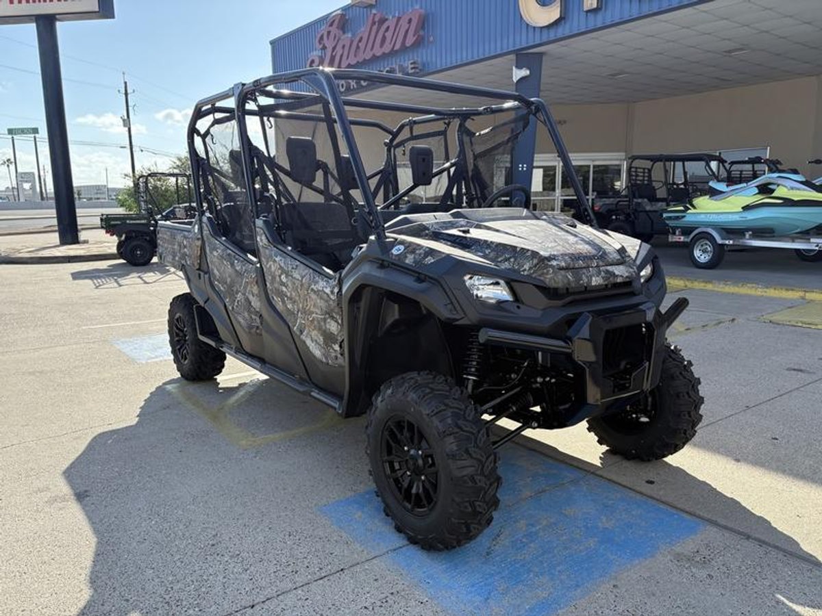 2025 Honda Pioneer 1000-6 Deluxe Crew TrueTimber Atera Camo