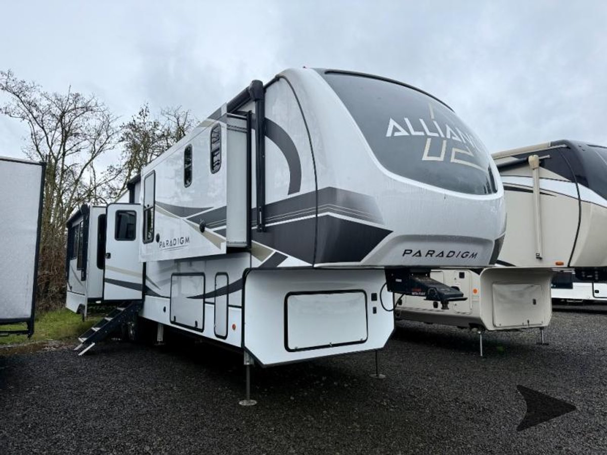2023 Alliance RV Paradigm