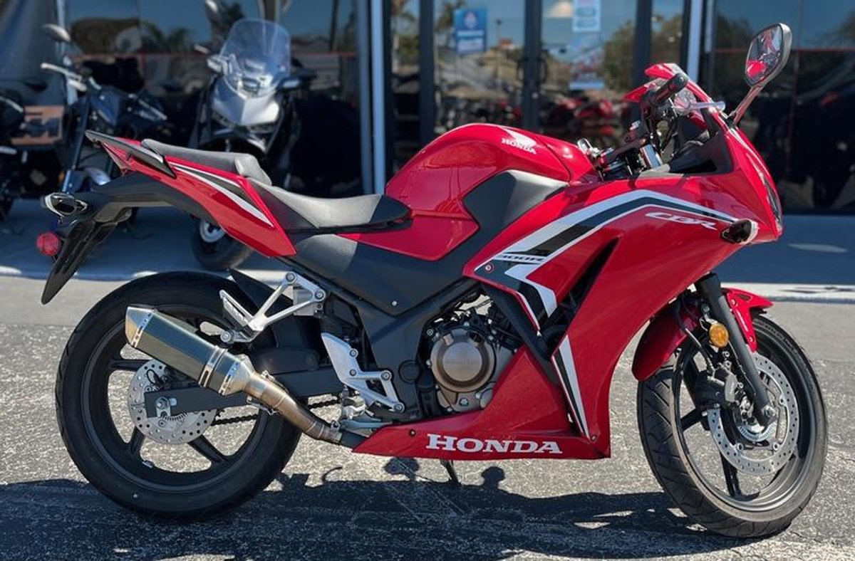 2021 Honda CBR300R ABS