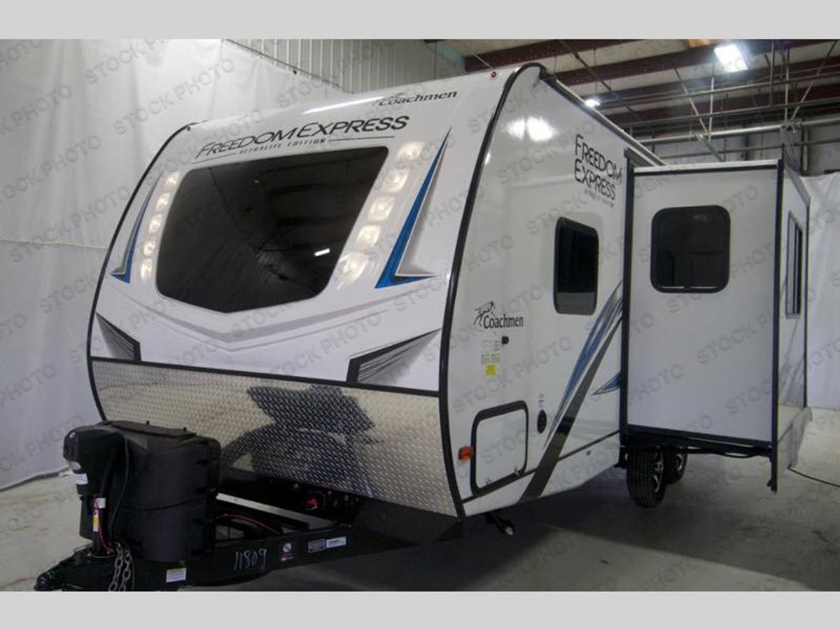 2021 Coachmen Freedom Express Ultra Lite