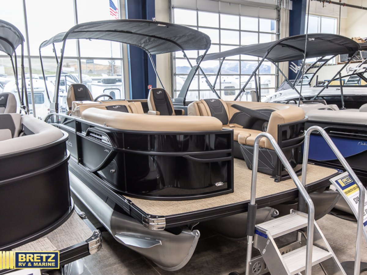 2026 Barletta Boats Cabrio Ultra-Lounge