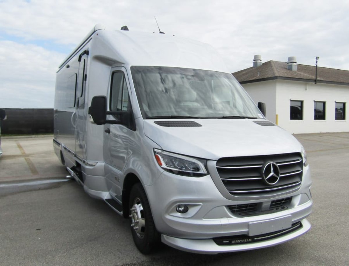 2021 Airstream ATLAS