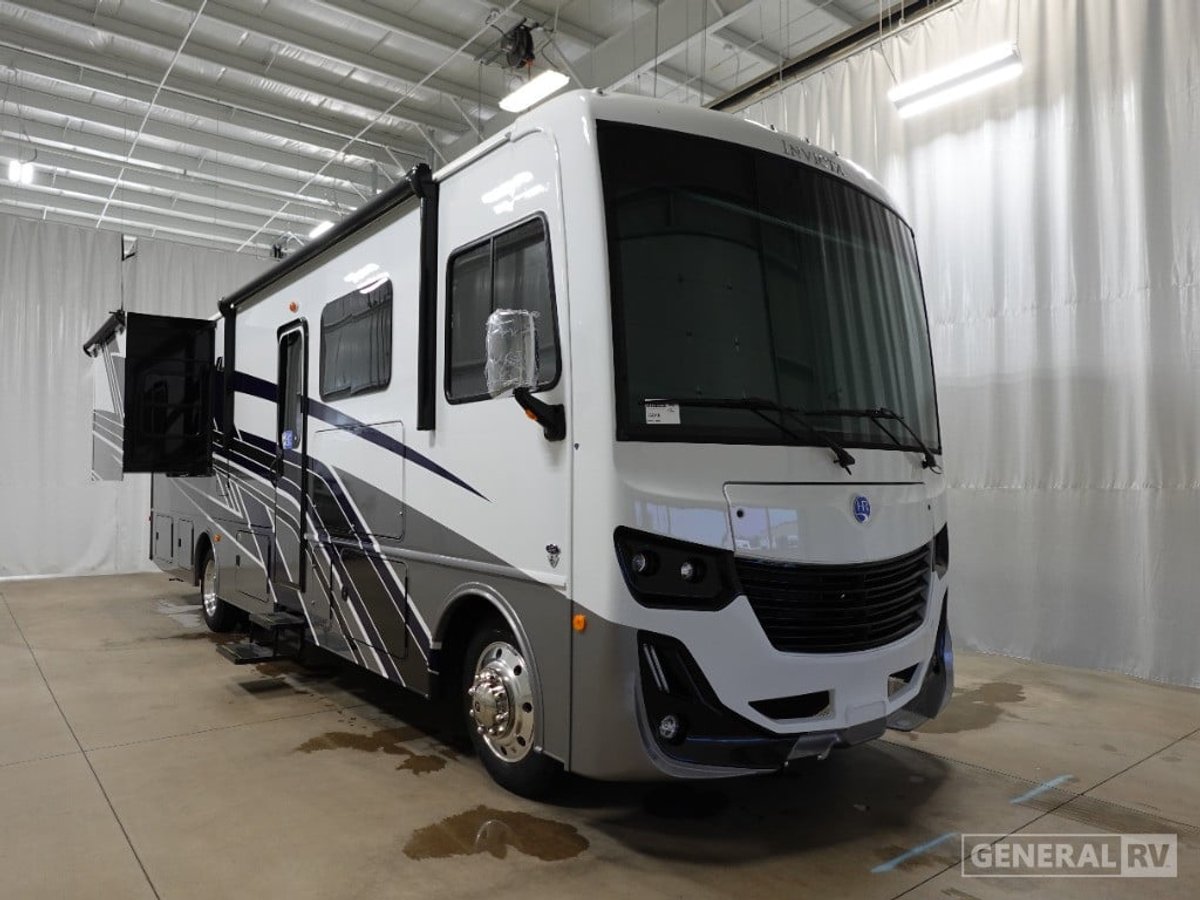 2026 Holiday Rambler Invicta
